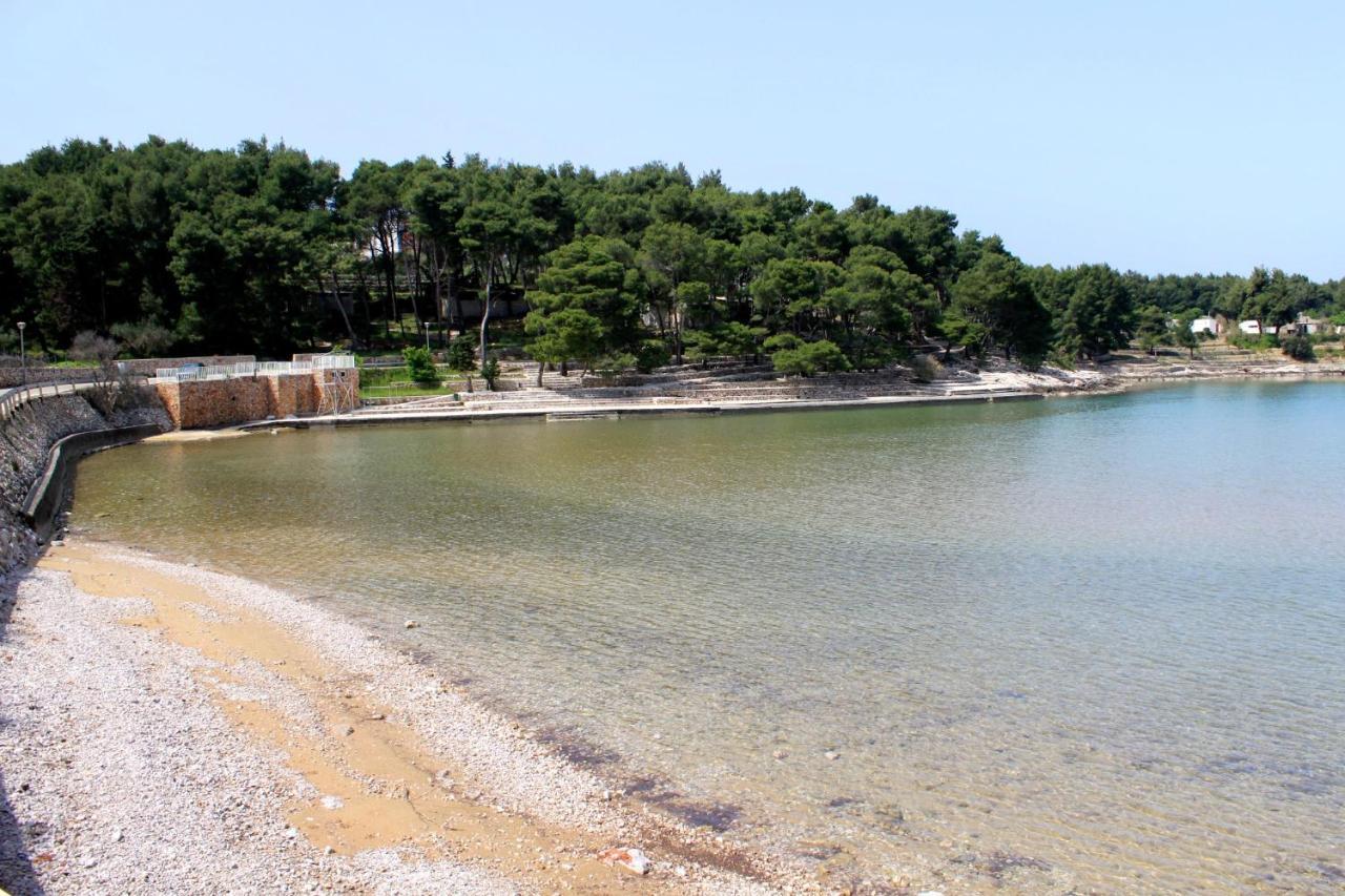 Apartments With A Parking Space Jelsa, Hvar - 8713 Jelsa  Exterior foto